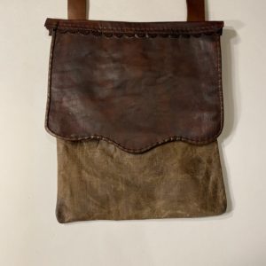 Historically Accurate Linen Haversack with Hand-Forged Buckle – Reenactment-Grade Gathering Bag